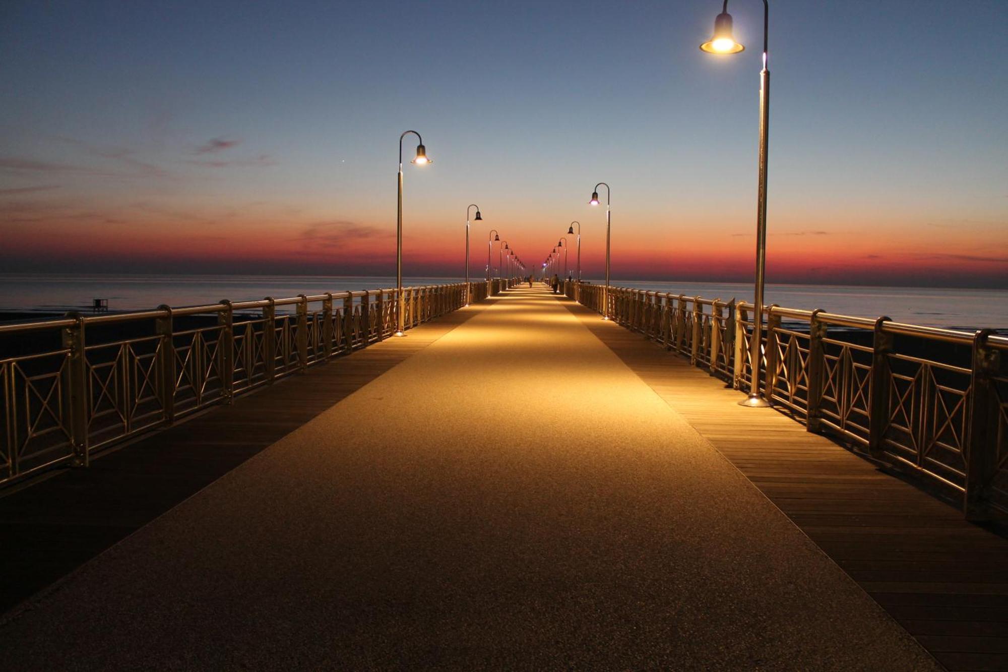 Hotel Azzurra Marina di Pietrasanta Dış mekan fotoğraf