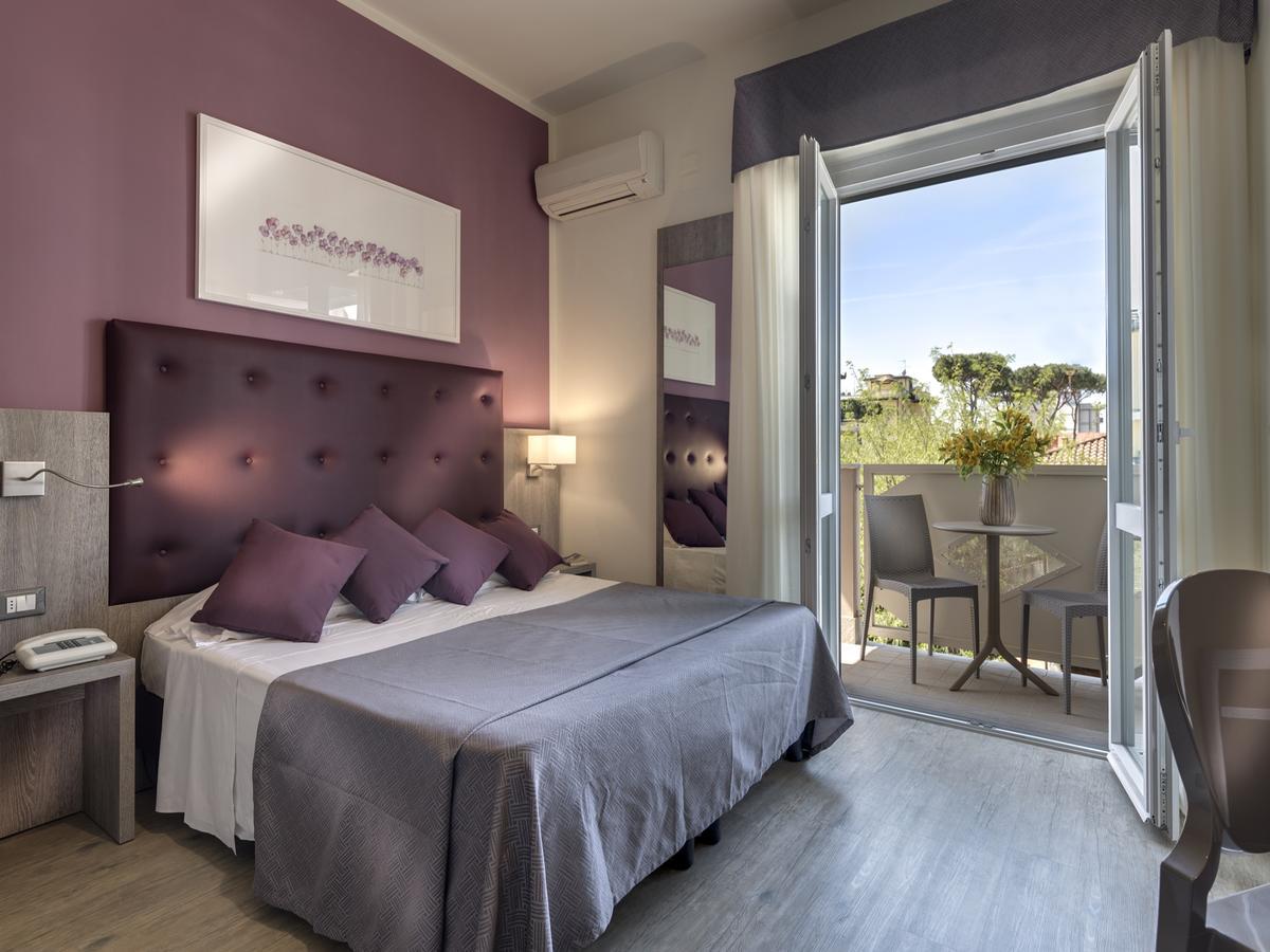 Hotel Azzurra Marina di Pietrasanta Dış mekan fotoğraf